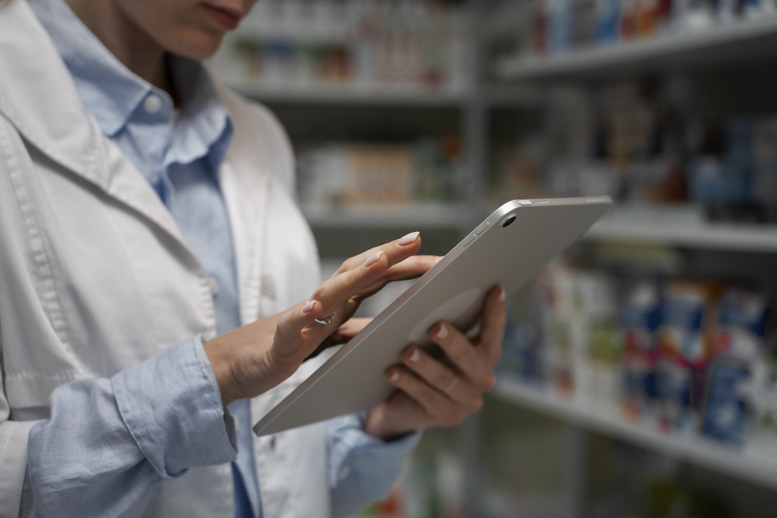 Аналитики: за 2025 год объем рынка ePharma вырос до 475 млрд рублей