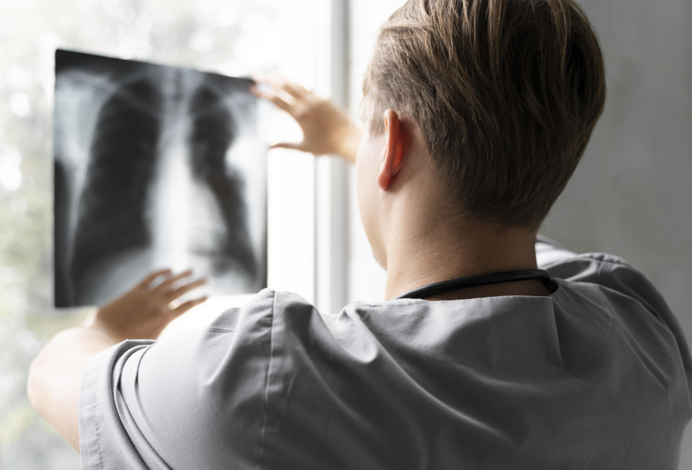 В Алтайском ГМУ разработали аэрозоль для лечения инфекционных заболеваний легких